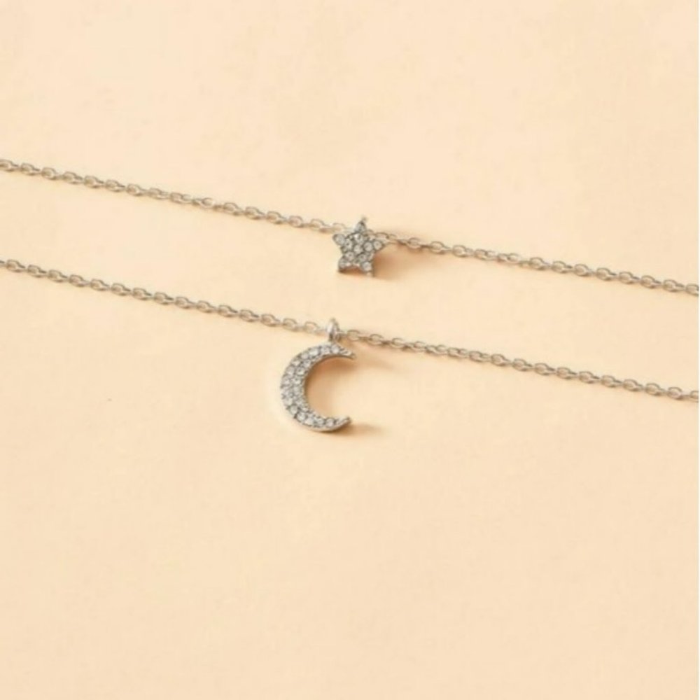 *Willie* Moon and Star Layered Necklace - Picture 2 of 4